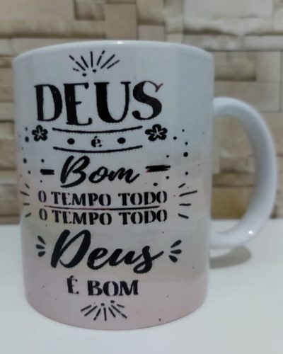 Caneca de Porcelana Deus é bom o tempo todo