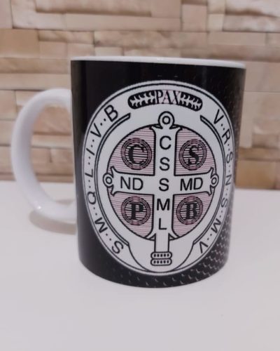 Caneca de Porcelana São Bento com Oração