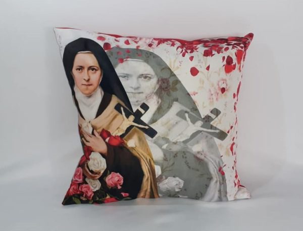 Capa para Almofada Santa Terezinha