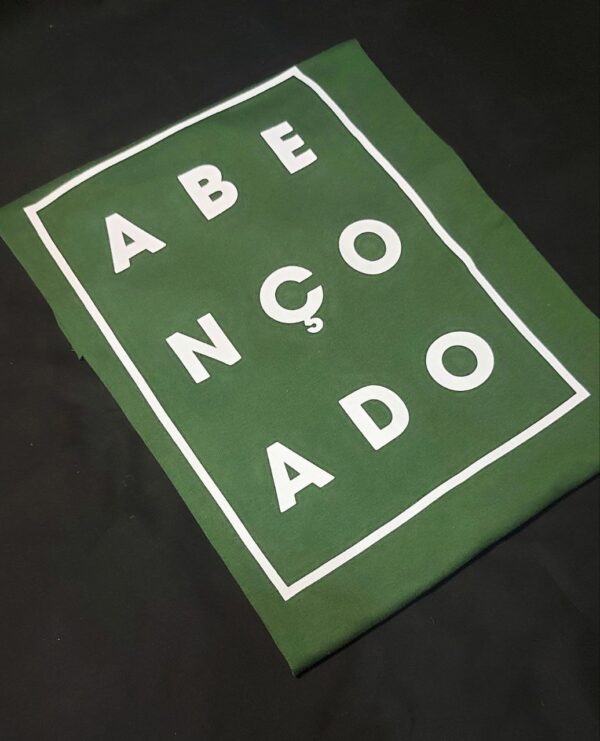Camiseta Masculina Abençoado