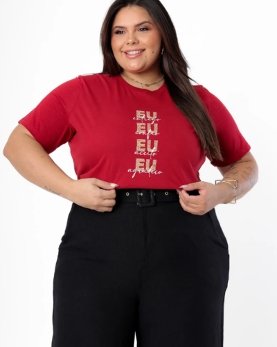 T-shirt Plus Size Eu Entrego Eu Confio Eu Aceito Eu Agradeço