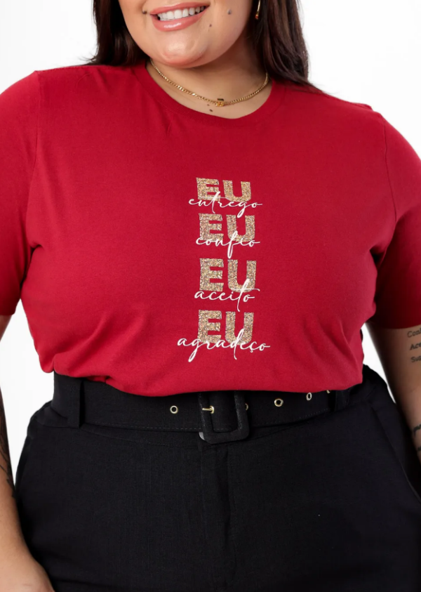 T-shirt Plus Size Eu Entrego Eu Confio Eu Aceito Eu Agradeço - Image 2